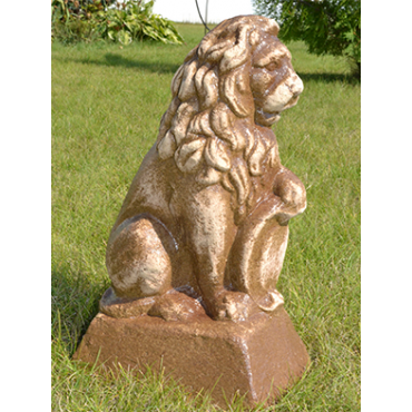 Керамический лев